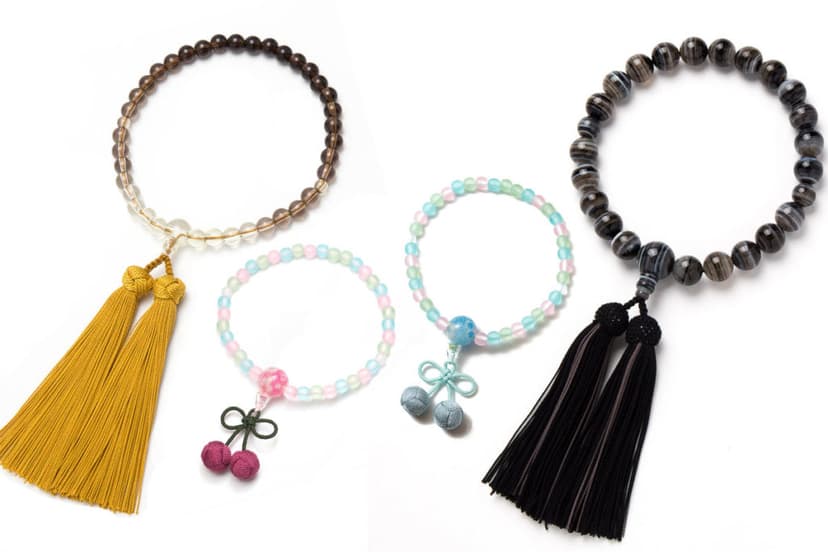 男性用・女性用の数珠の違いと選び方【間違えると恥ずかしい？】