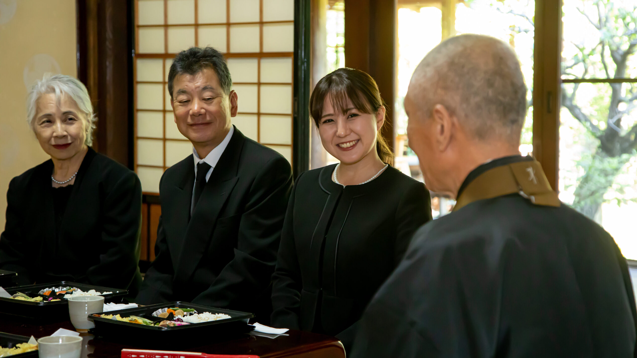 お布施・香典から挨拶まで、住職へのお礼言葉の完全ガイド