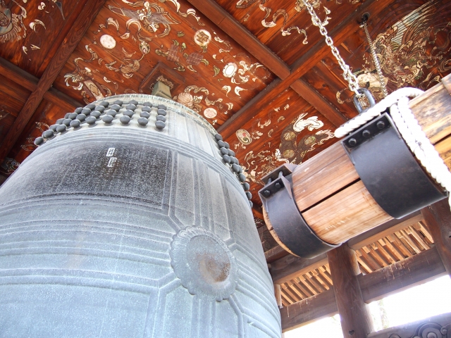 お寺の鐘